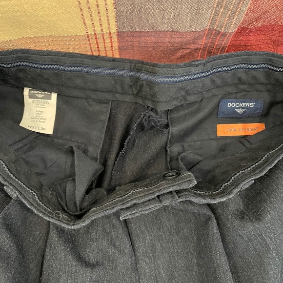 DOCKERS Men's Gray dress slacks - Picture 3 of 4